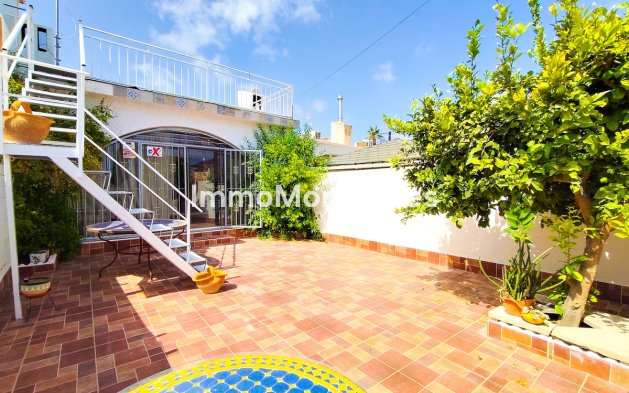 Wiederverkauf - Freistehende Villa - Orihuela - Playa Flamenca