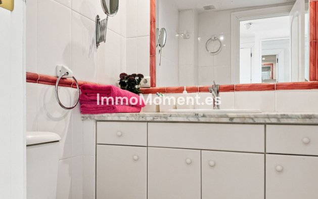 Resale - Apartment - Torremolinos - Montemar