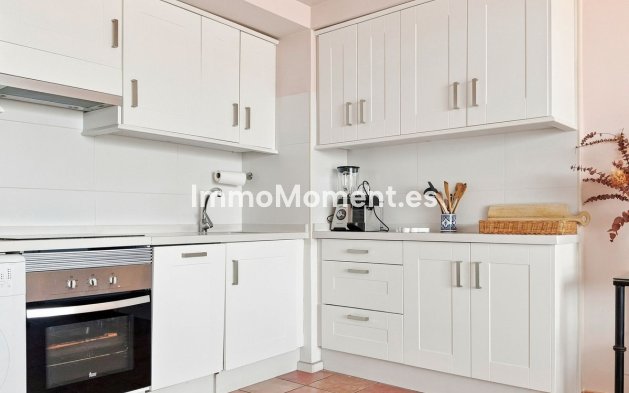 Resale - Apartment - Torremolinos - Montemar