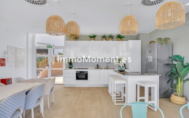 Resale - Apartment - Mijas - La Cala de Mijas