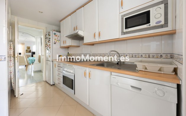 Wiederverkauf - Wohnung - Marbella - Nueva Andalucía