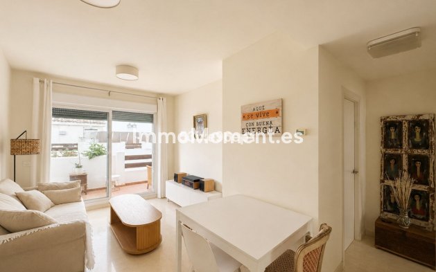 Wiederverkauf - Wohnung - Estepona  - Valle Romano