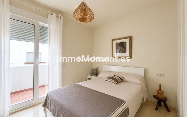 Wiederverkauf - Wohnung - Estepona  - Valle Romano