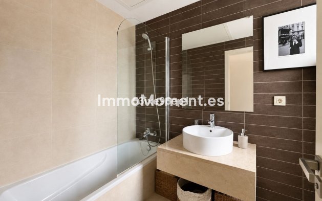 Wiederverkauf - Wohnung - Estepona  - Valle Romano