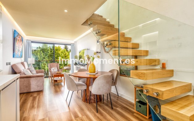 Resale - Apartment - Estepona - Estepona Centro