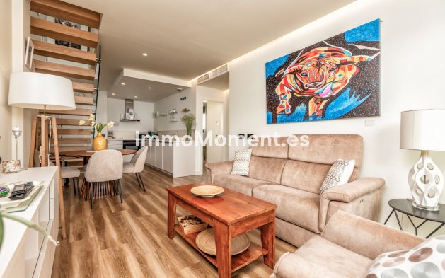 Resale - Apartment - Estepona - Estepona Centro