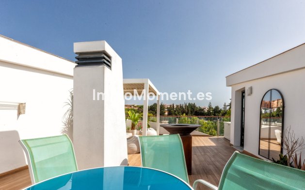 Resale - Apartment - Estepona - Estepona Centro