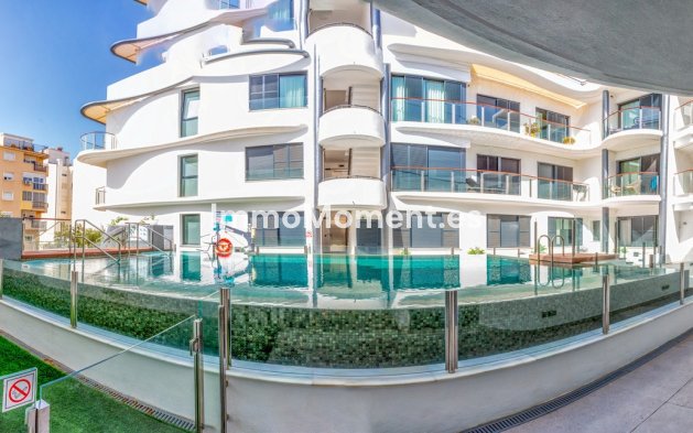 Resale - Apartment - Estepona - Estepona Centro