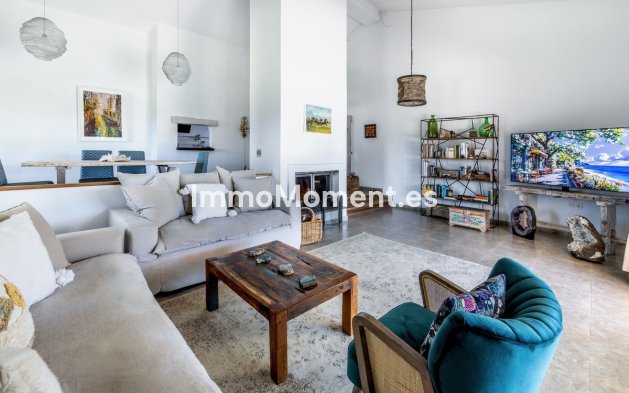 Bestaande woning - Vrijstaande villa - Binnenland  - Alhaurín el Grande Centro