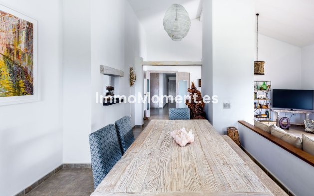 Bestaande woning - Vrijstaande villa - Binnenland  - Alhaurín el Grande Centro