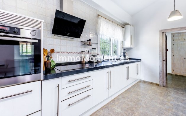 Bestaande woning - Vrijstaande villa - Binnenland  - Alhaurín el Grande Centro