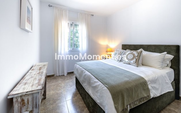 Bestaande woning - Vrijstaande villa - Binnenland  - Alhaurín el Grande Centro