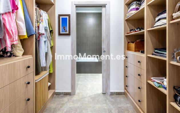 Bestaande woning - Vrijstaande villa - Binnenland  - Alhaurín el Grande Centro
