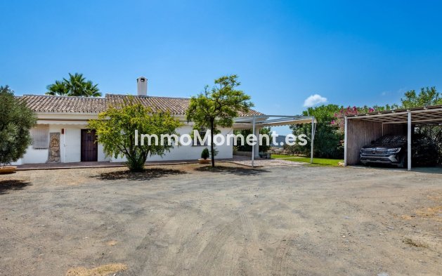 Bestaande woning - Vrijstaande villa - Binnenland  - Alhaurín el Grande Centro