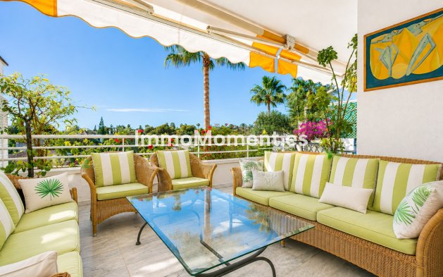 Resale - Apartment - Marbella - Guadalmina Baja