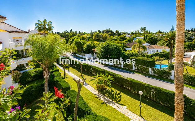 Resale - Apartment - Marbella - Guadalmina Baja