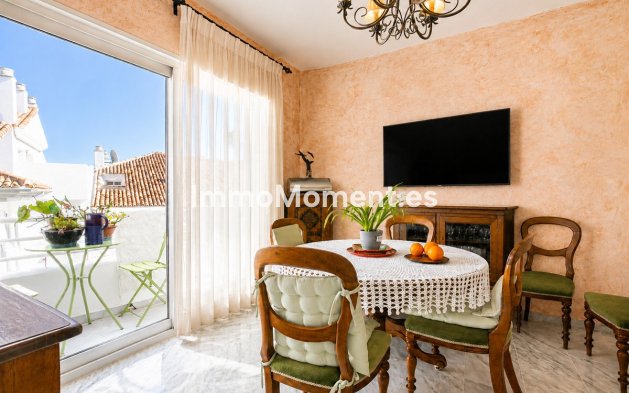 Resale - Apartment - Marbella - Guadalmina Baja