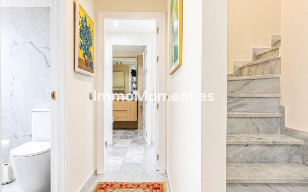 Resale - Apartment - Marbella - Guadalmina Baja
