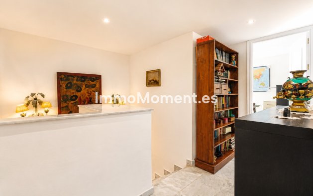 Resale - Apartment - Marbella - Guadalmina Baja