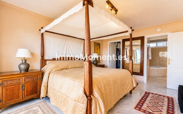 Resale - Apartment - Marbella - Guadalmina Baja
