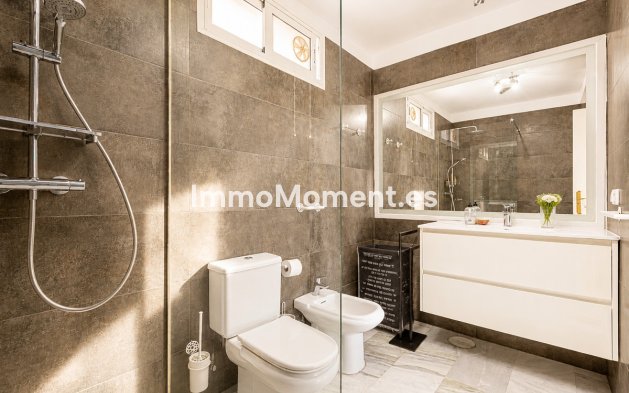 Resale - Apartment - Marbella - Guadalmina Baja