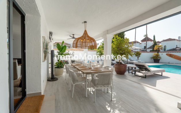 Resale - Detached villa - Marbella - Nueva Andalucía