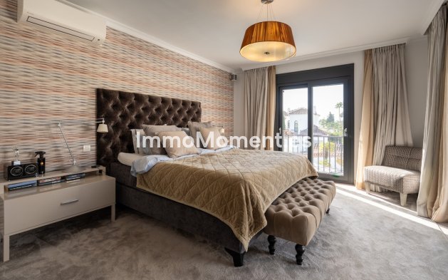 Resale - Detached villa - Marbella - Nueva Andalucía