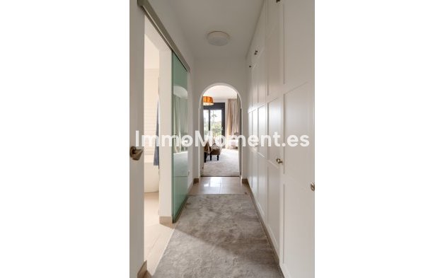 Resale - Detached villa - Marbella - Nueva Andalucía