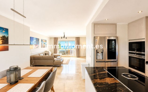 Reventa - Apartamento - Estepona  - Estepona Centro