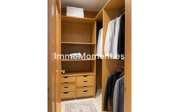 Resale - Apartment - Benahavís - Benahavís Centro