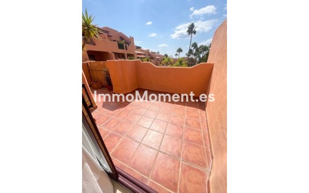 Resale - Apartment - Benahavís - Benahavís Centro