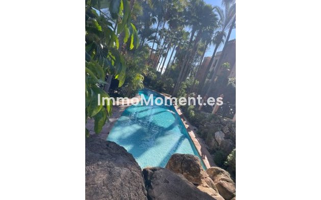 Resale - Apartment - Benahavís - Benahavís Centro