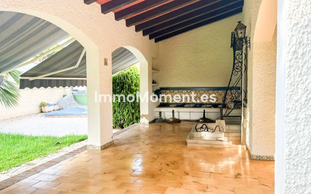 Resale - Detached villa - Orihuela - Punta Prima