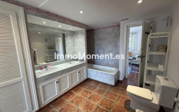 Reventa - Villa independiente - Sotogrande