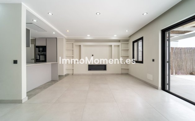 Bestaande woning - Rijtjeshuis - Estepona  - Estepona Centro
