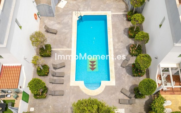 Bestaande woning - Rijtjeshuis - Estepona  - Estepona Centro