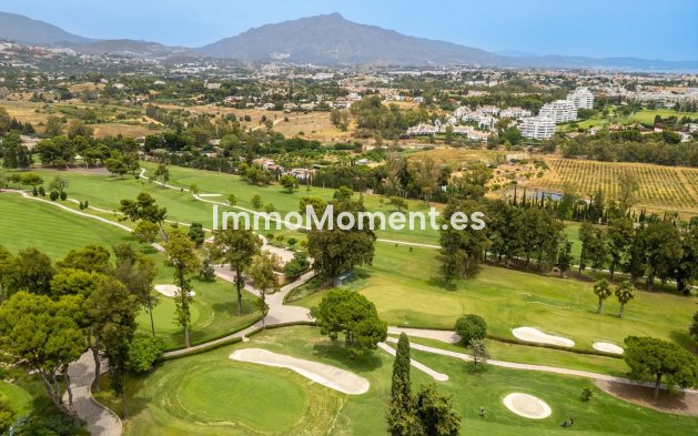Bestaande woning - Rijtjeshuis - Estepona  - Estepona Centro