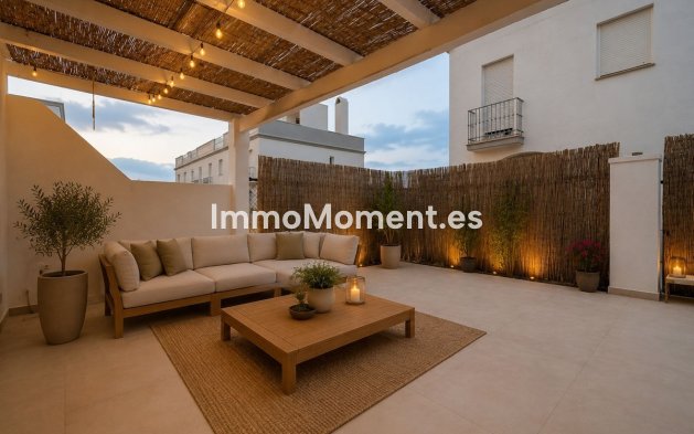 Bestaande woning - Rijtjeshuis - Estepona  - Estepona Centro