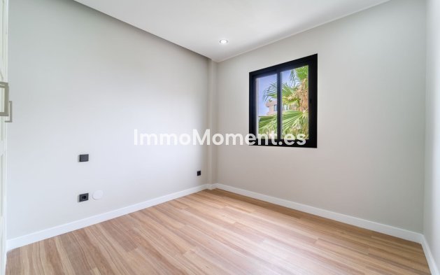 Bestaande woning - Rijtjeshuis - Estepona  - Estepona Centro