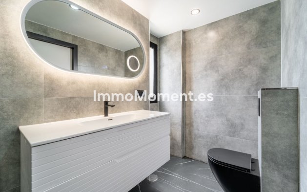 Bestaande woning - Rijtjeshuis - Estepona  - Estepona Centro