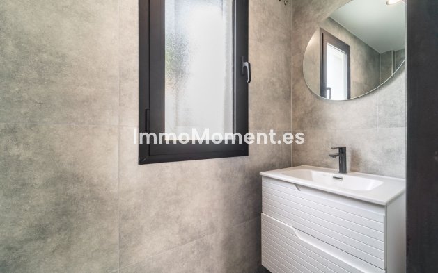 Bestaande woning - Rijtjeshuis - Estepona  - Estepona Centro