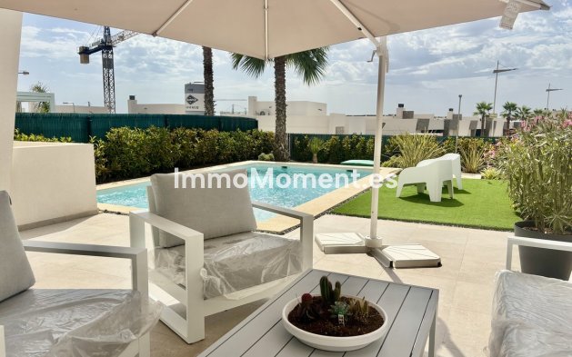 Reventa - Villa independiente - Algorfa - Algorfa Centro
