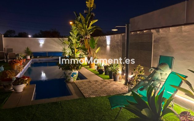 Revente - Villa individuelle - Torrevieja - Torrevieja Centro