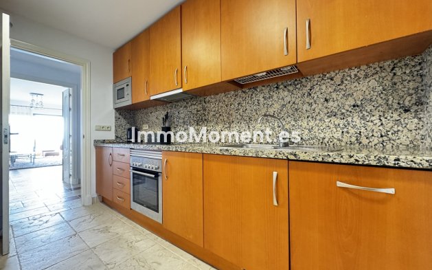 Reventa - Apartamento - Estepona  - Estepona Centro