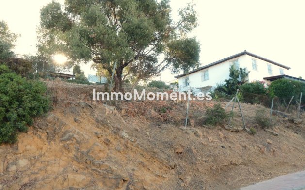 Reventa - Parcela - Estepona  - Estepona Centro