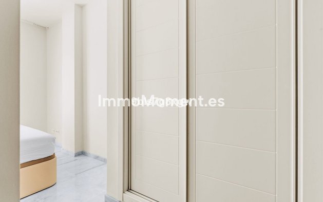 Reventa - Apartamento - Estepona  - Estepona Centro