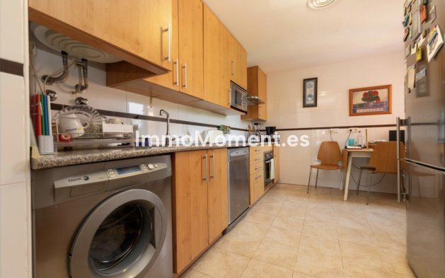 Bestaande woning - Appartement - Estepona  - Estepona Centro