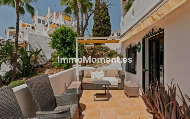 Resale - Apartment - Marbella - Nueva Andalucía