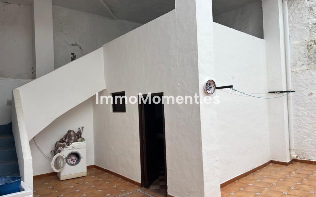 Resale - Townhouse - Inland  - Alora