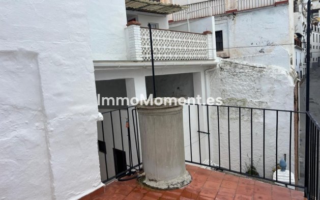 Resale - Townhouse - Inland  - Alora